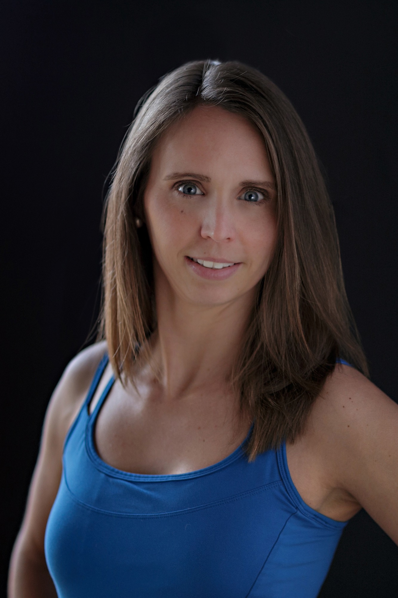 Diastasis Recti and the Pelvic Floor with Dr. Sarah Duvall a Re-Release